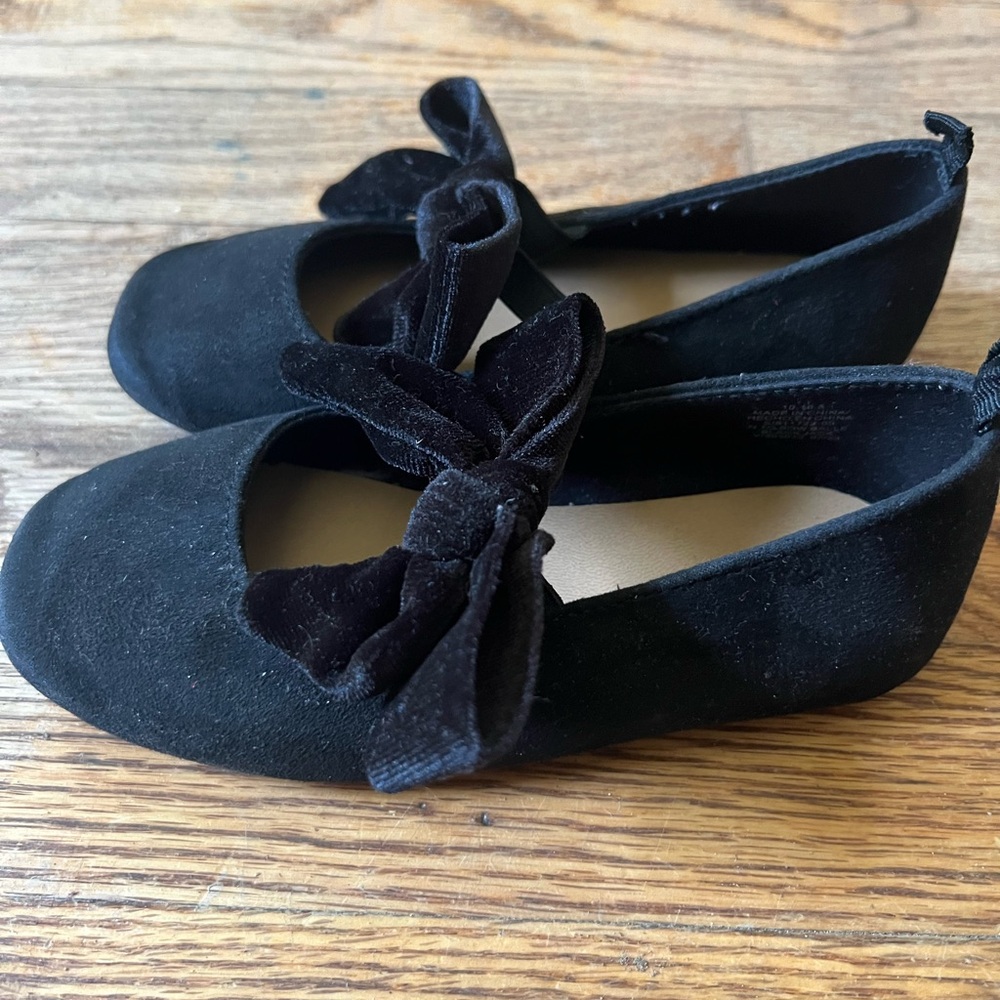 Black Velvet Bow Flats by old navy
